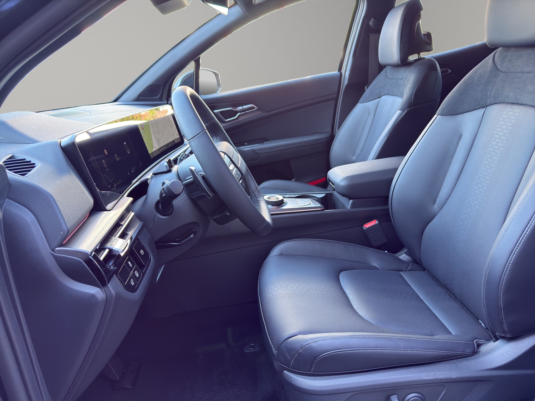 KIA Sportage 1.6 T-GDi Hybrid Black Edition_2