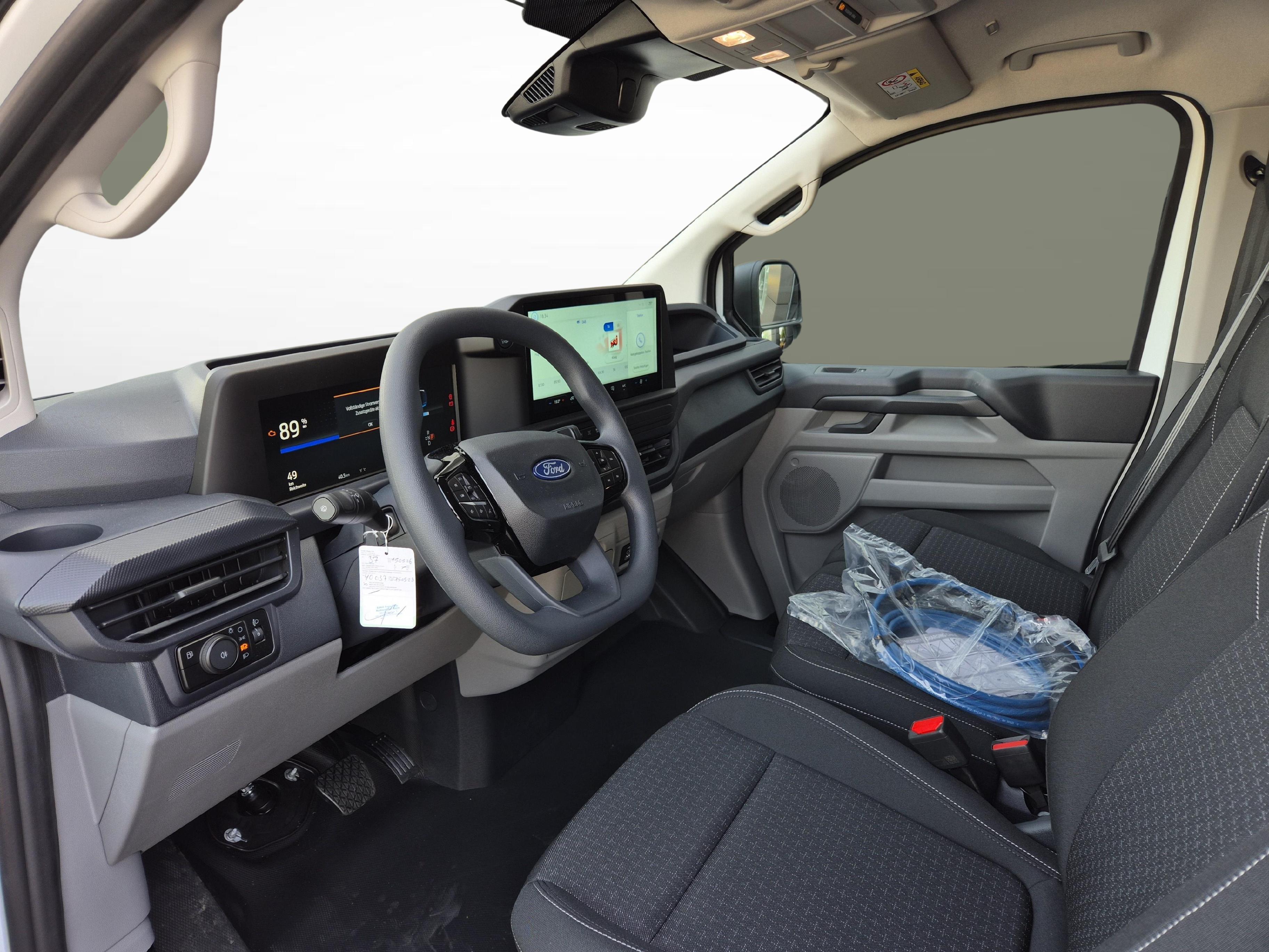 Ford Transit C Van 320 L1 2.5 Duratec 233 Trend PHEV 0.99% Leasing_5
