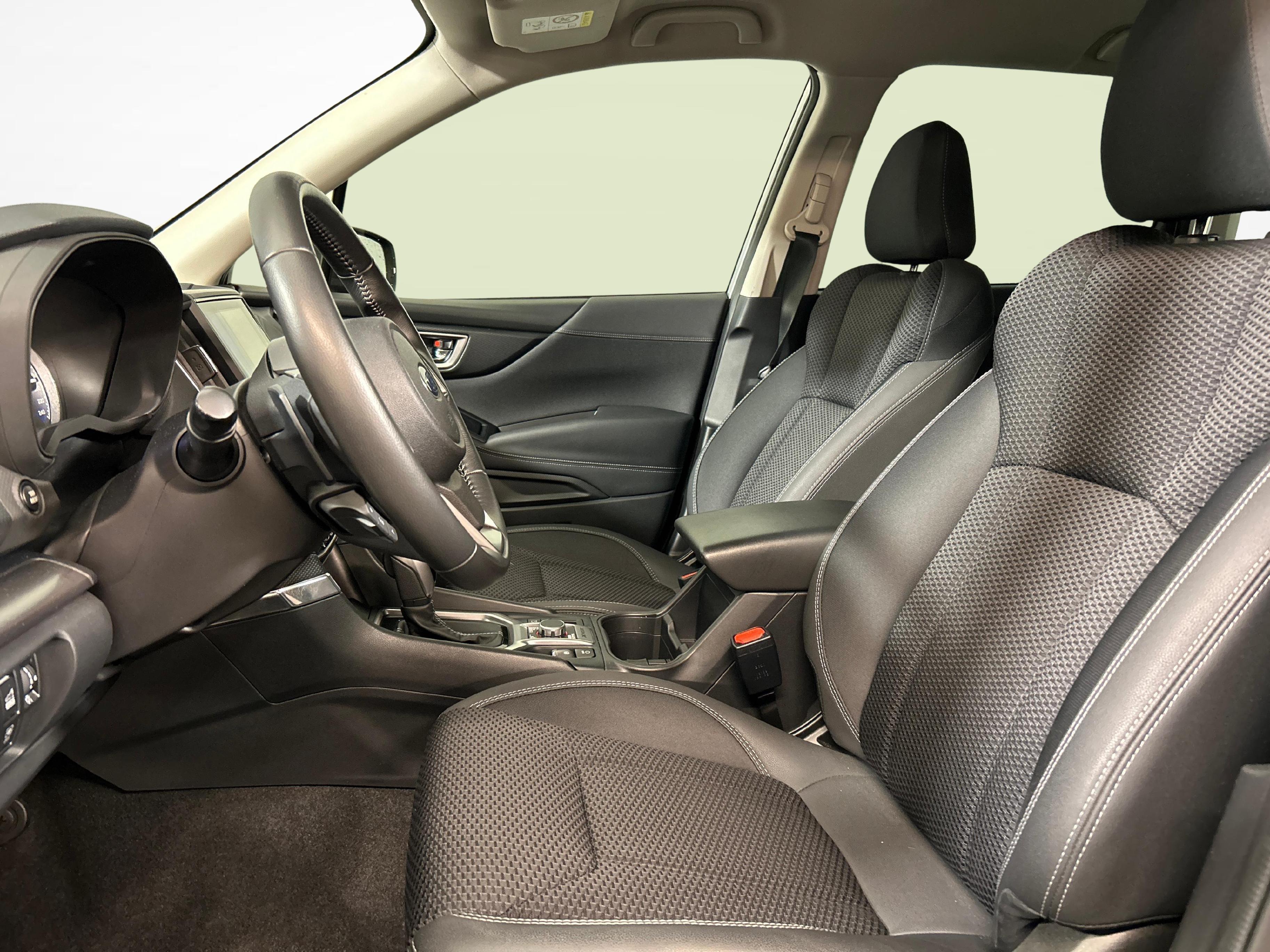 Subaru Forester Station 2.0i e-Boxer Swiss Plus_3