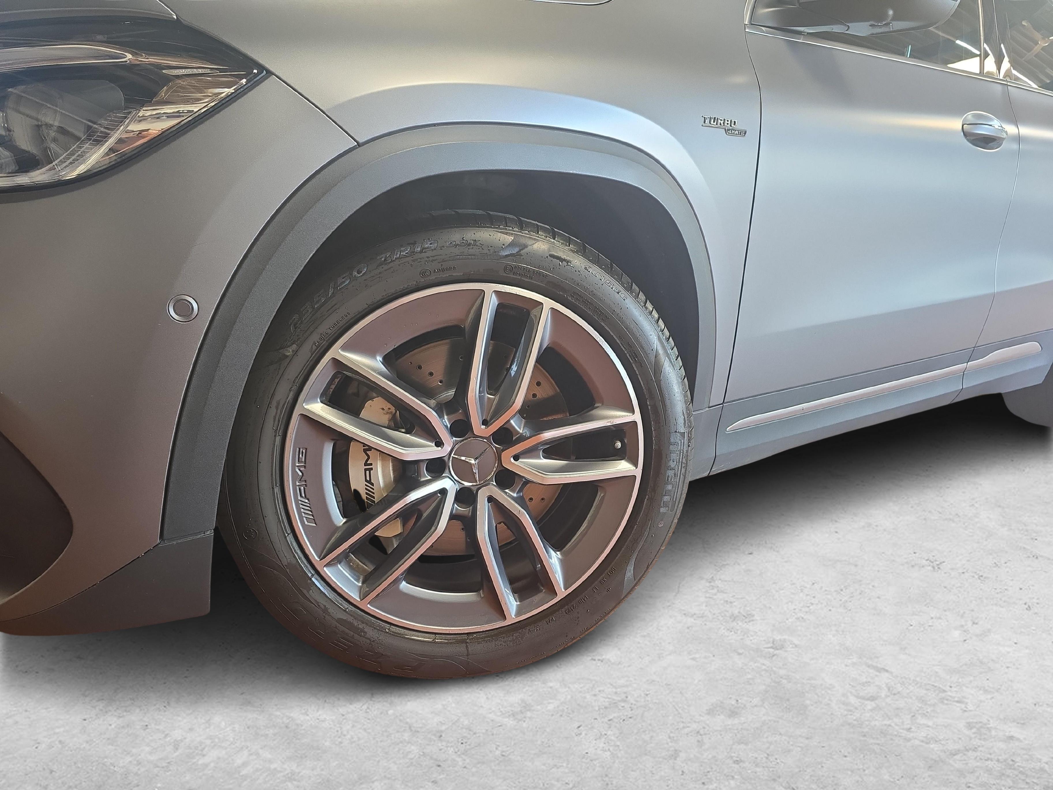 MERCEDES-BENZ GLA 35 AMG 4MATIC_12