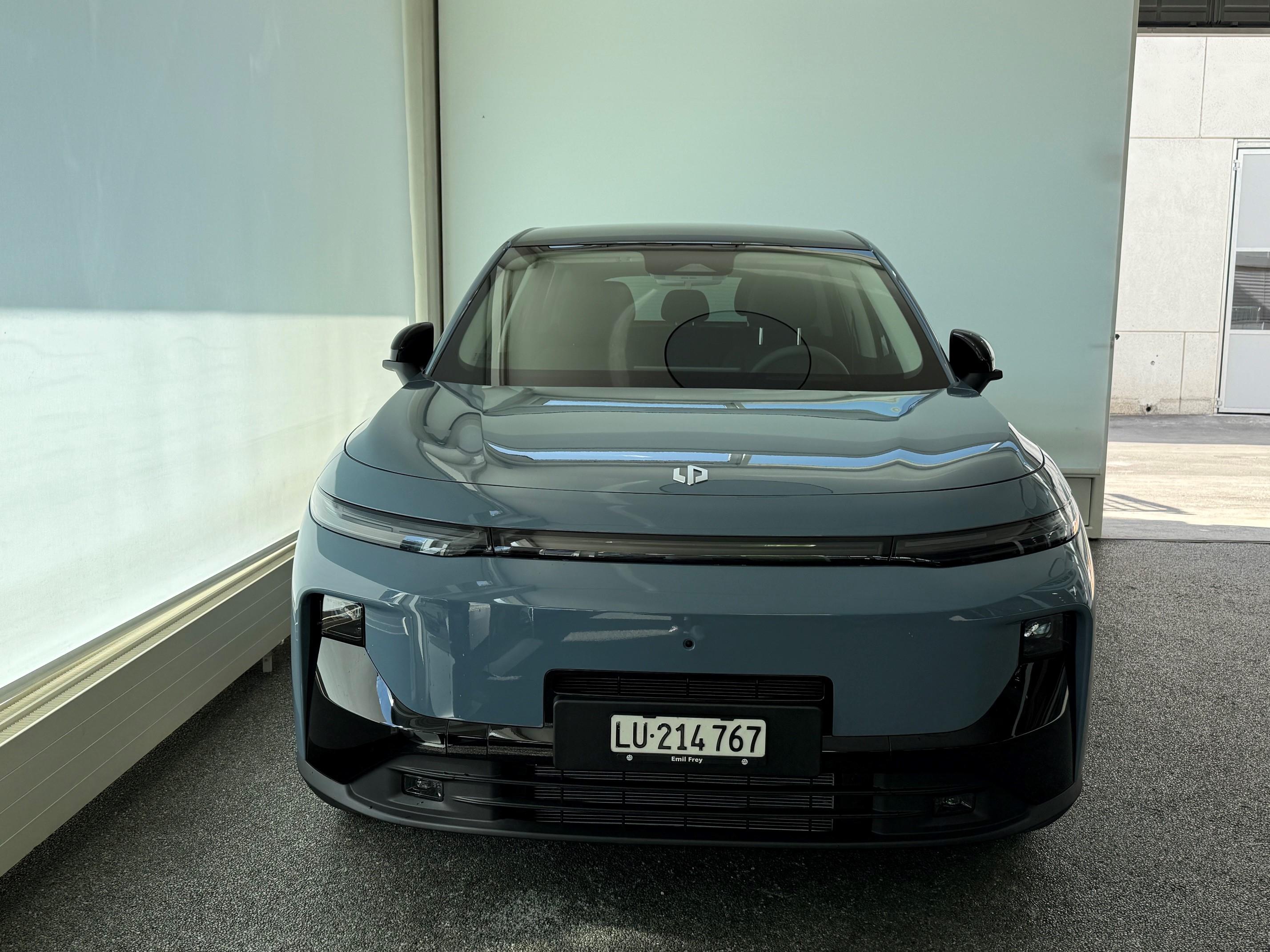 LEAPMOTOR B10 1.5 Hybrid EV_2