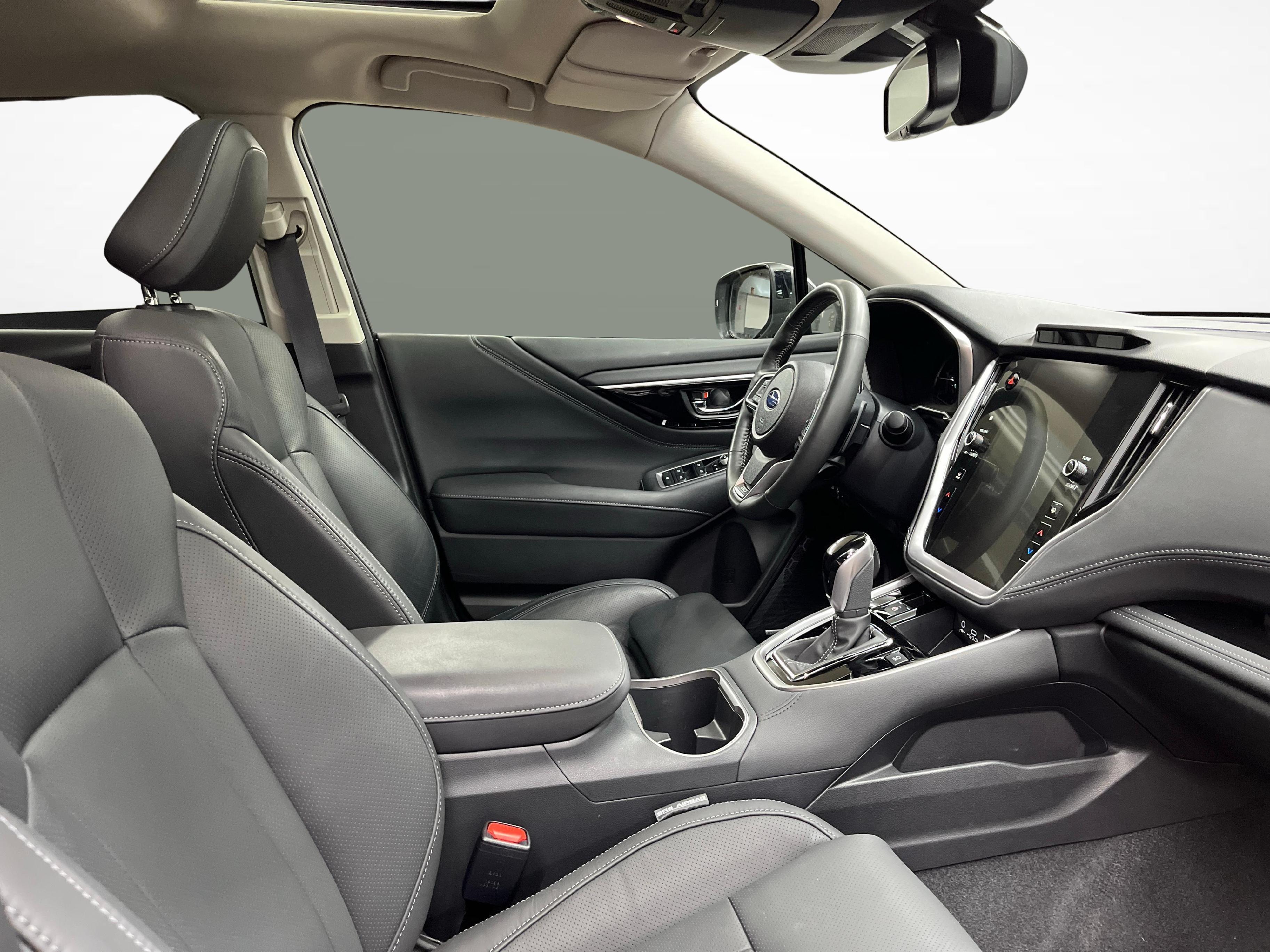Subaru Outback 2.5i 30th Anniversary Edition_10