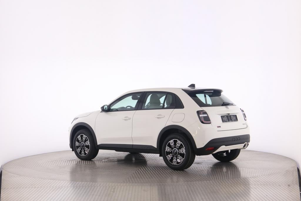 Fiat 600 1.2 Hybrid Icon Swiss Edition_8