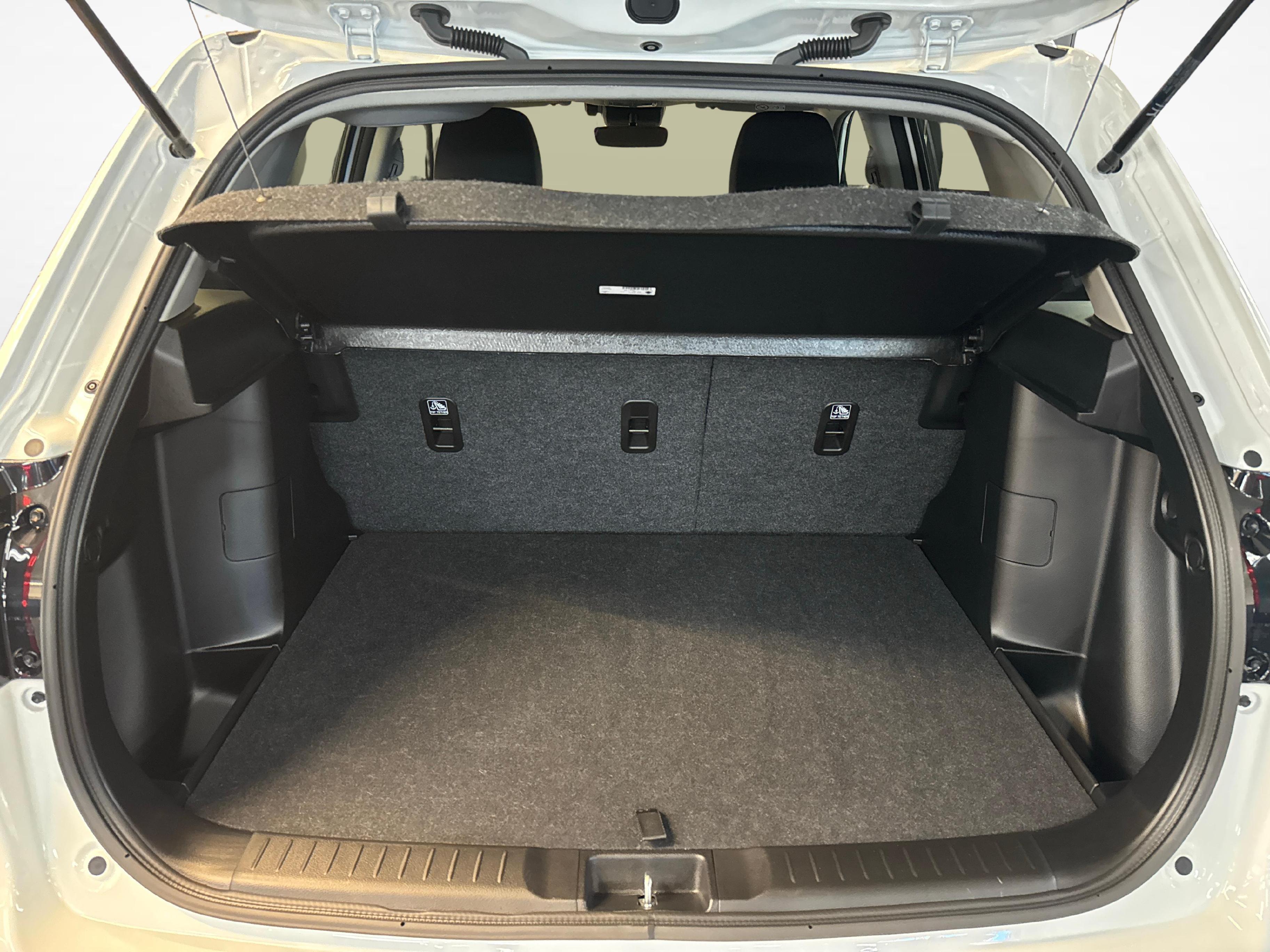Suzuki Vitara 1.4 T Compact+ Hybrid 4x4_17