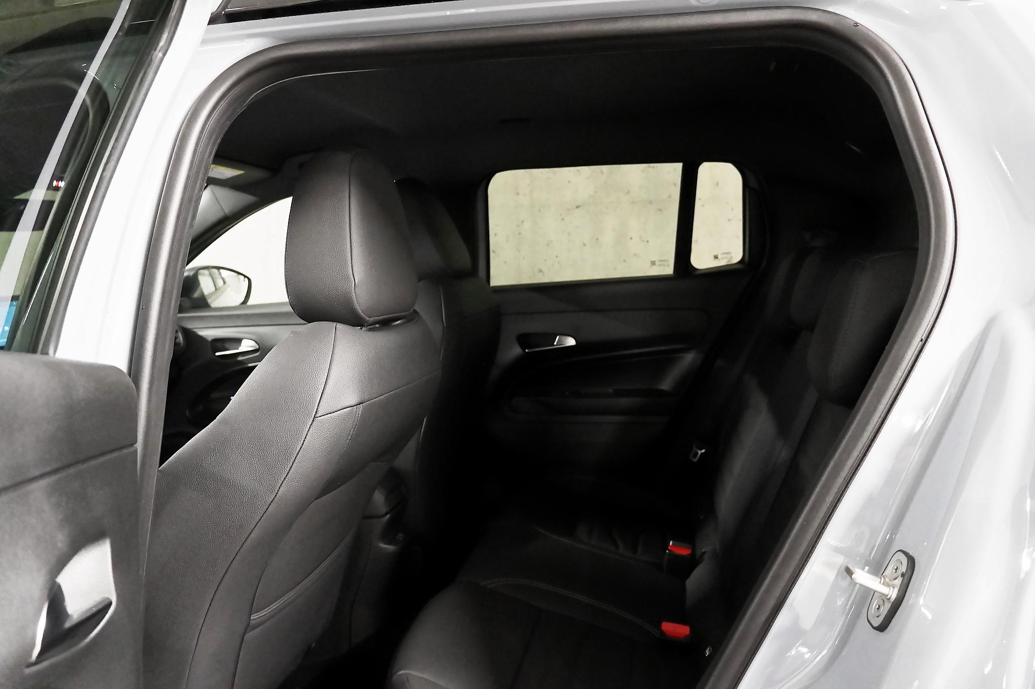 JEEP Avenger 1.2 MHEV Overland 4xe_5