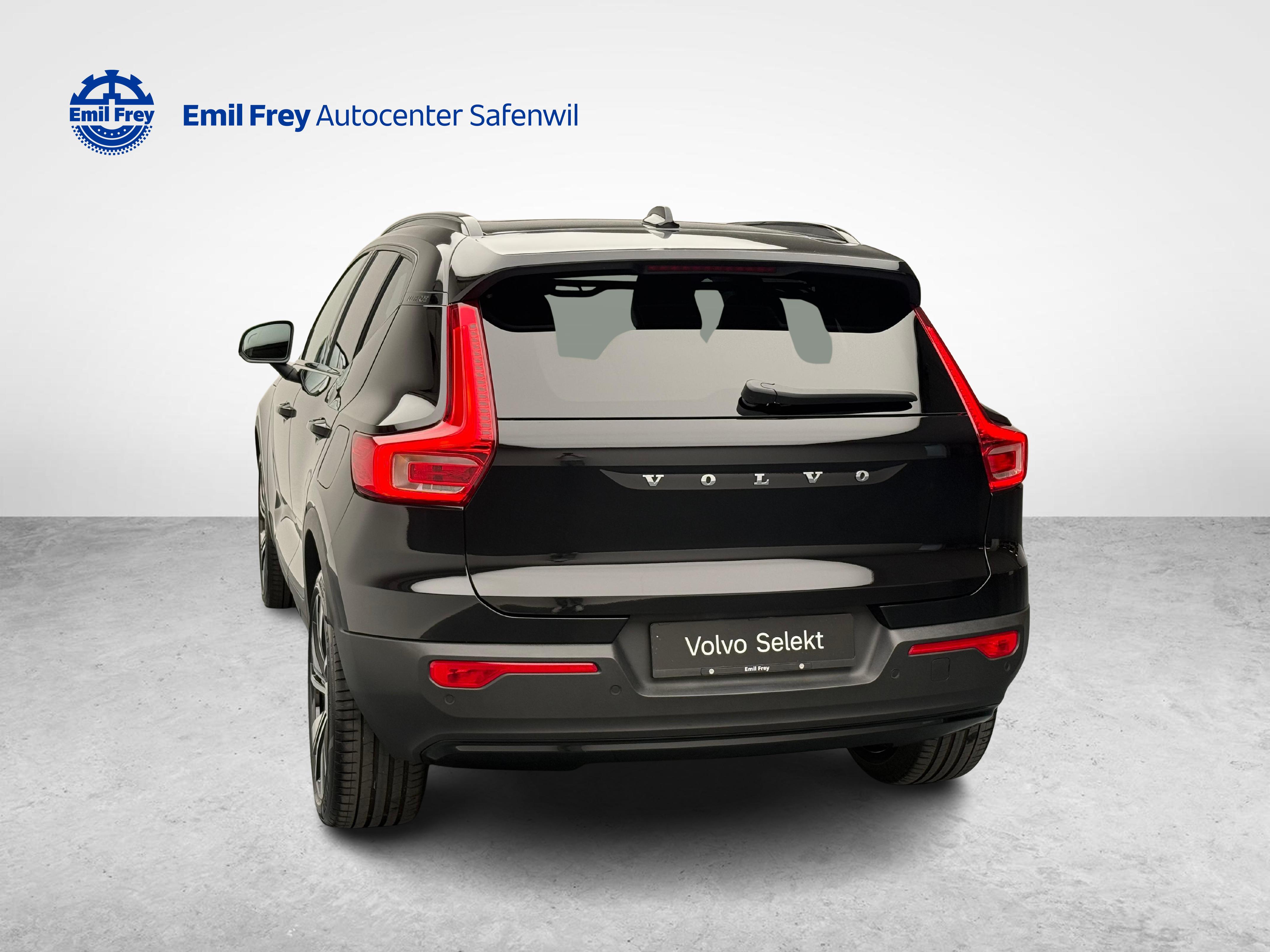 Volvo XC40 P8 Twin R-Design AWD_3