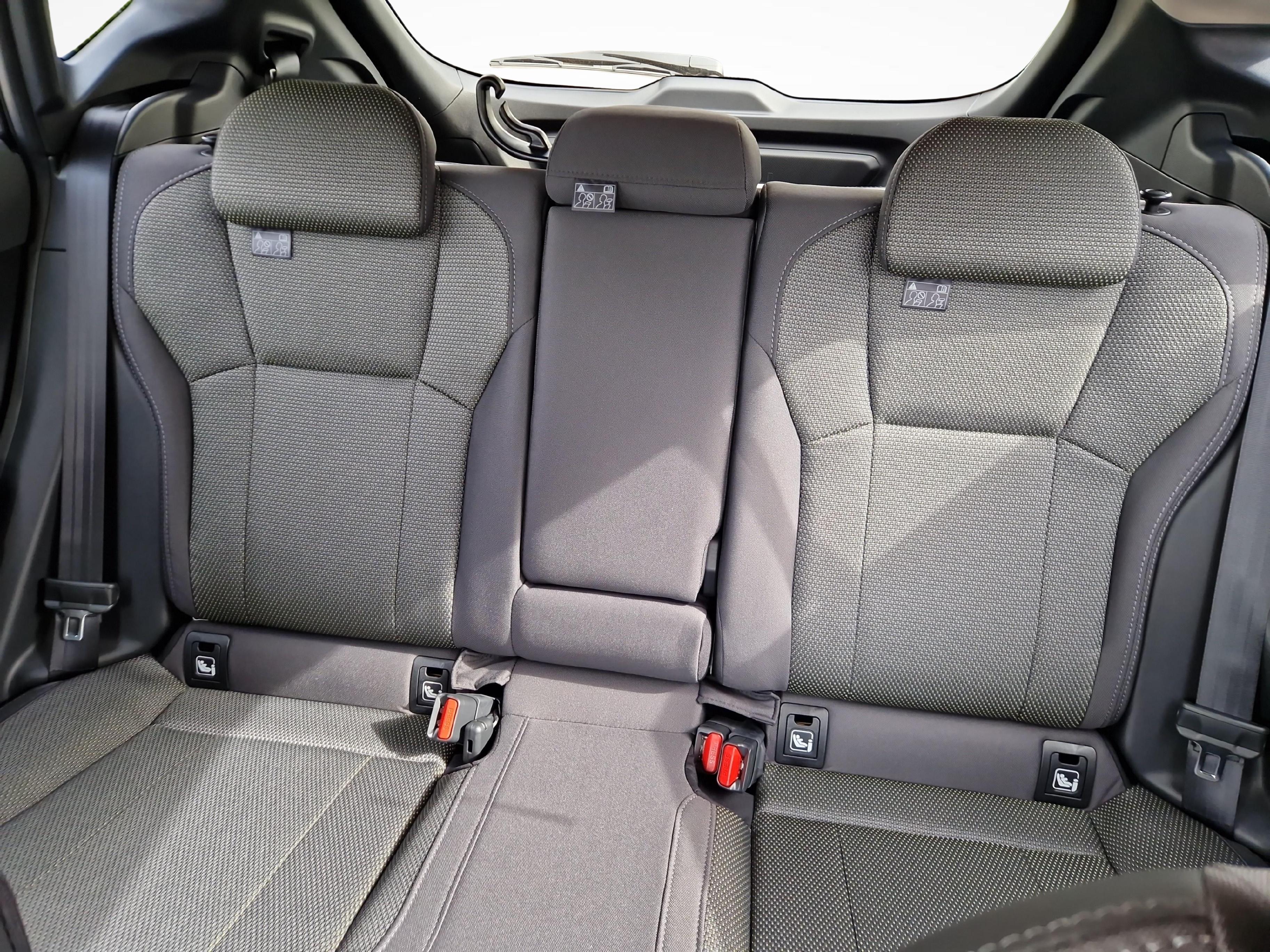 Subaru Crosstrek 2.0i e-Boxer Swiss Plus_11