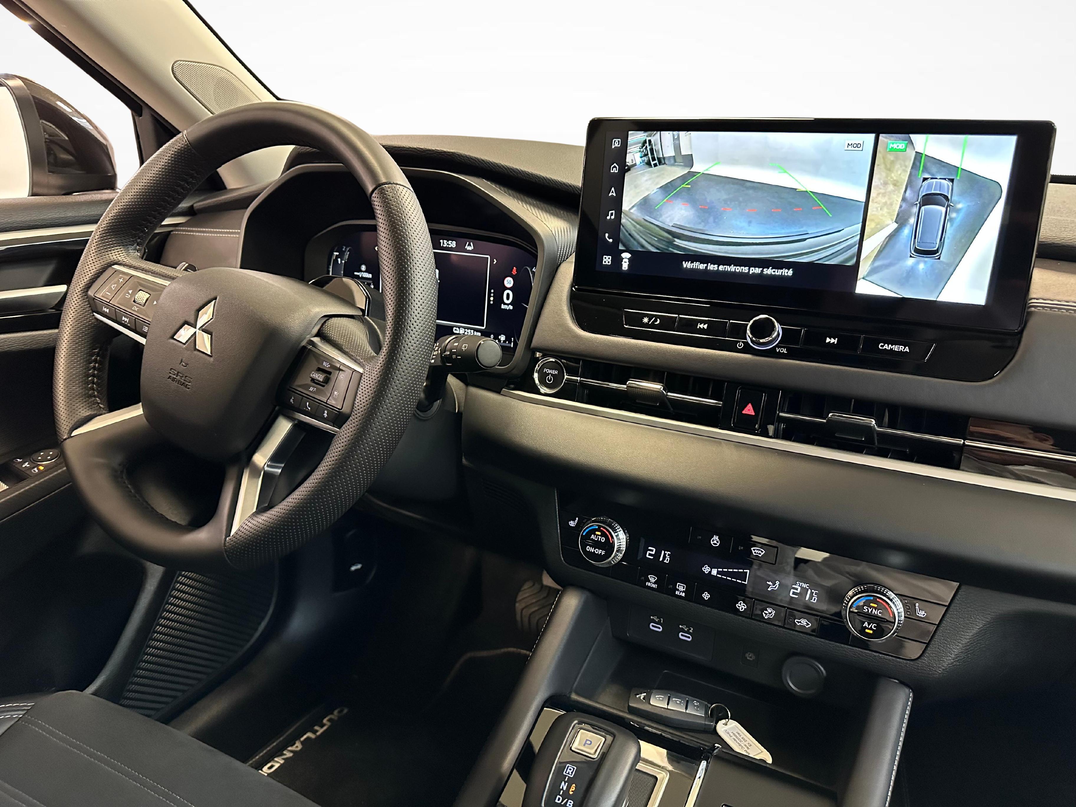 Mitsubishi Outlander 2.4 PHEV Intense 4x4_6