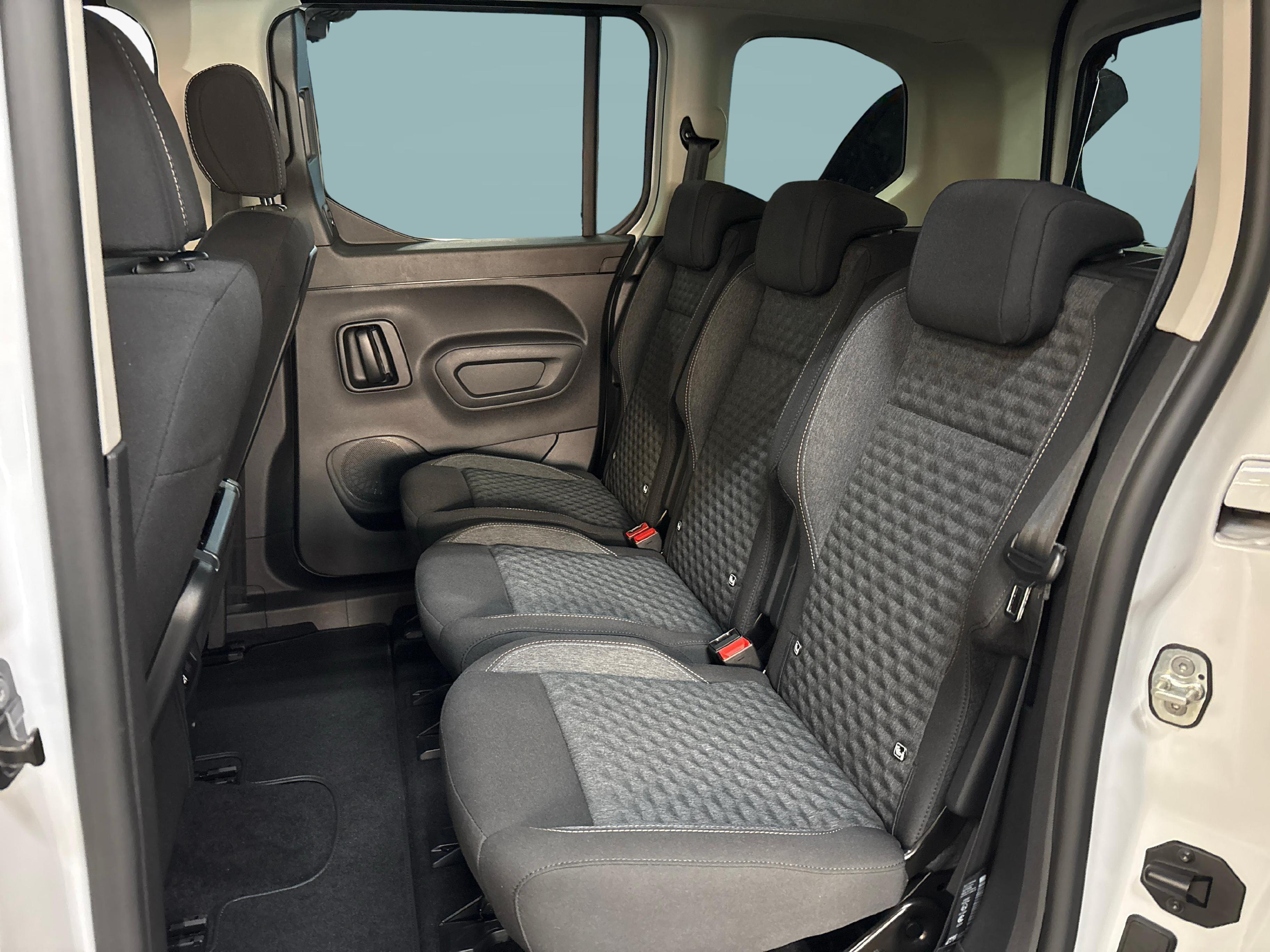Peugeot Rifter 1.5 BlueHDi 130 GT_11