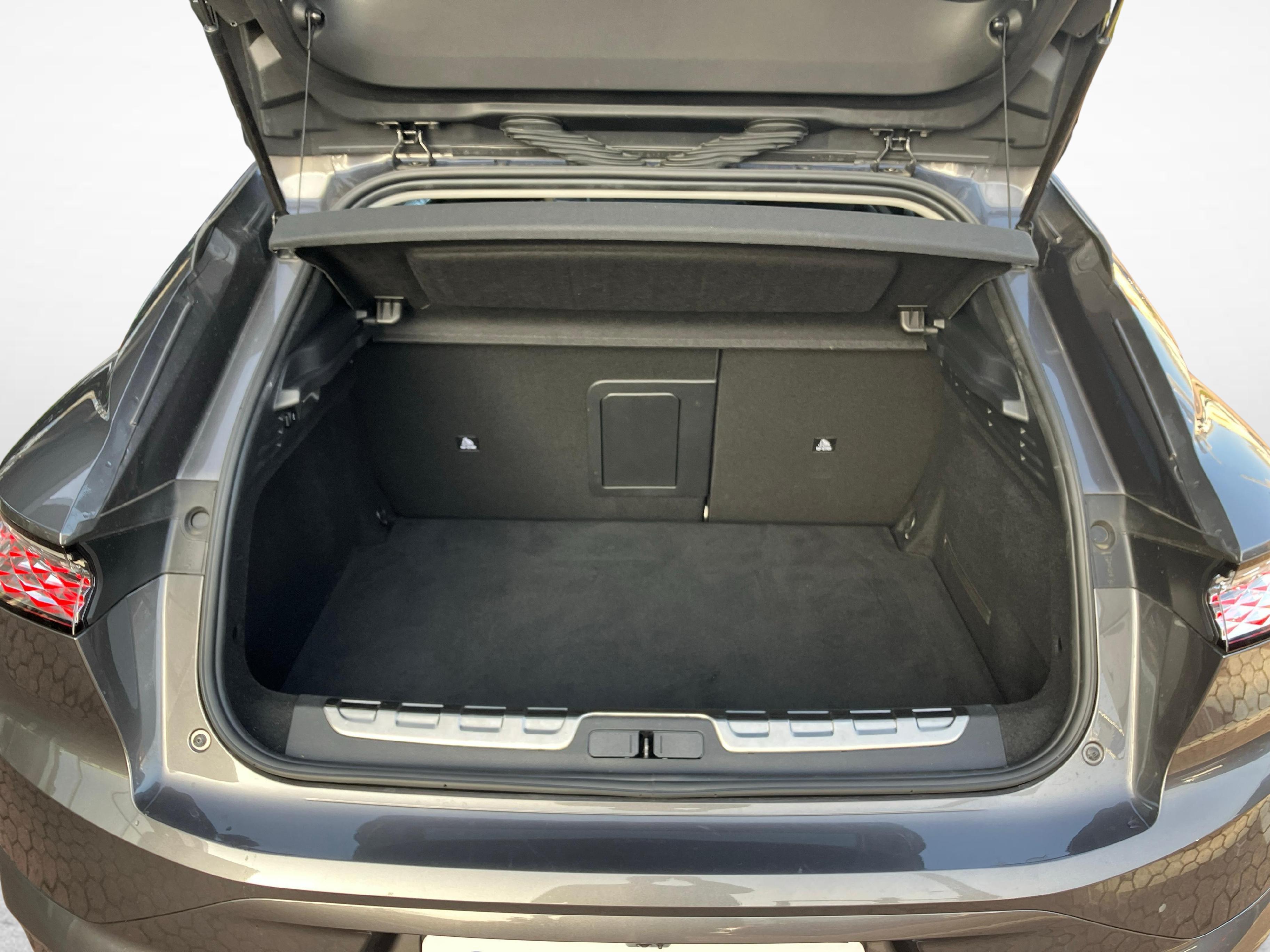 DS 4 1.6 E-Tense Performance Line+_12