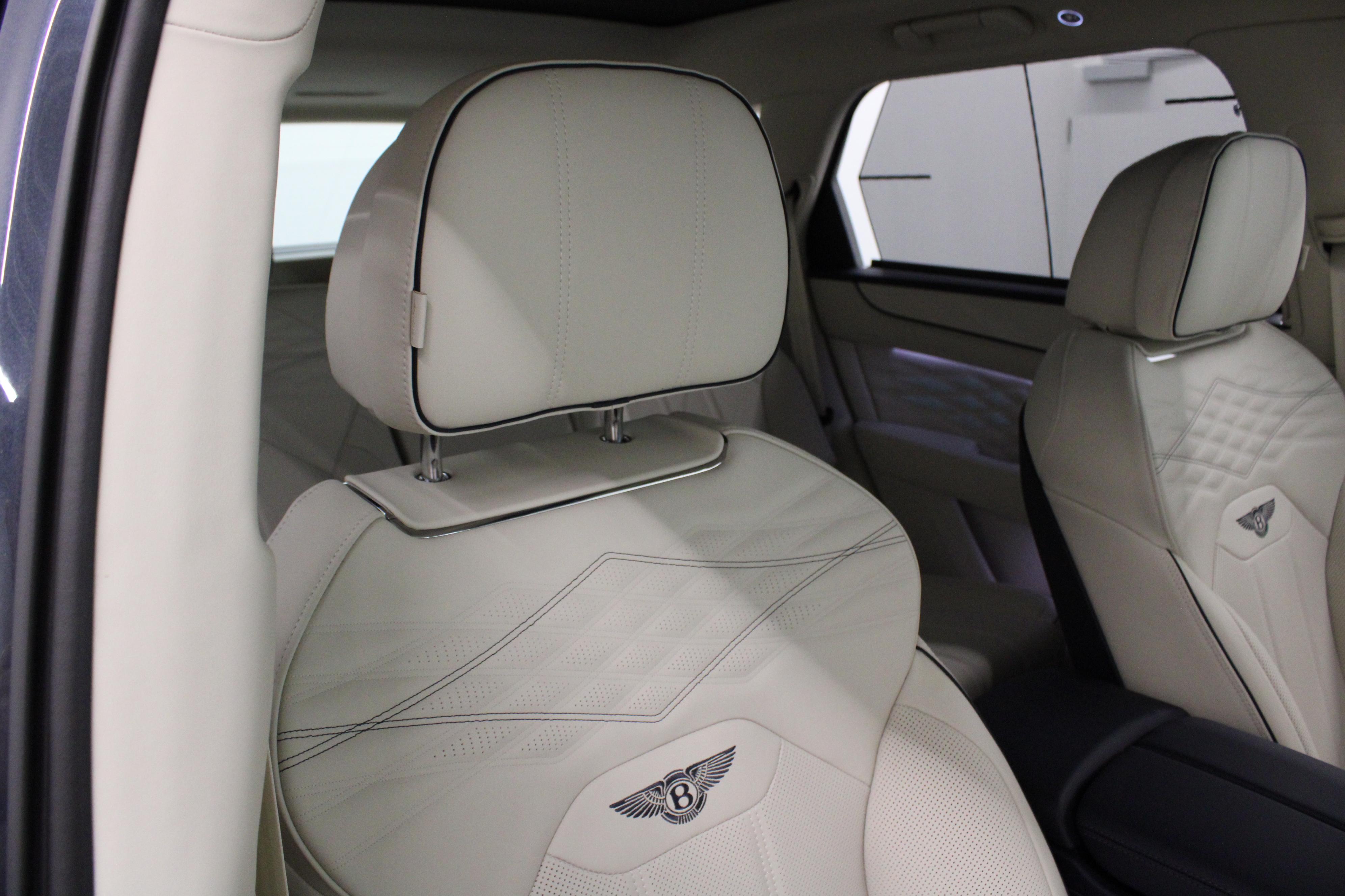 Bentley Bentayga 4.0 V8 Atelier Edition_19
