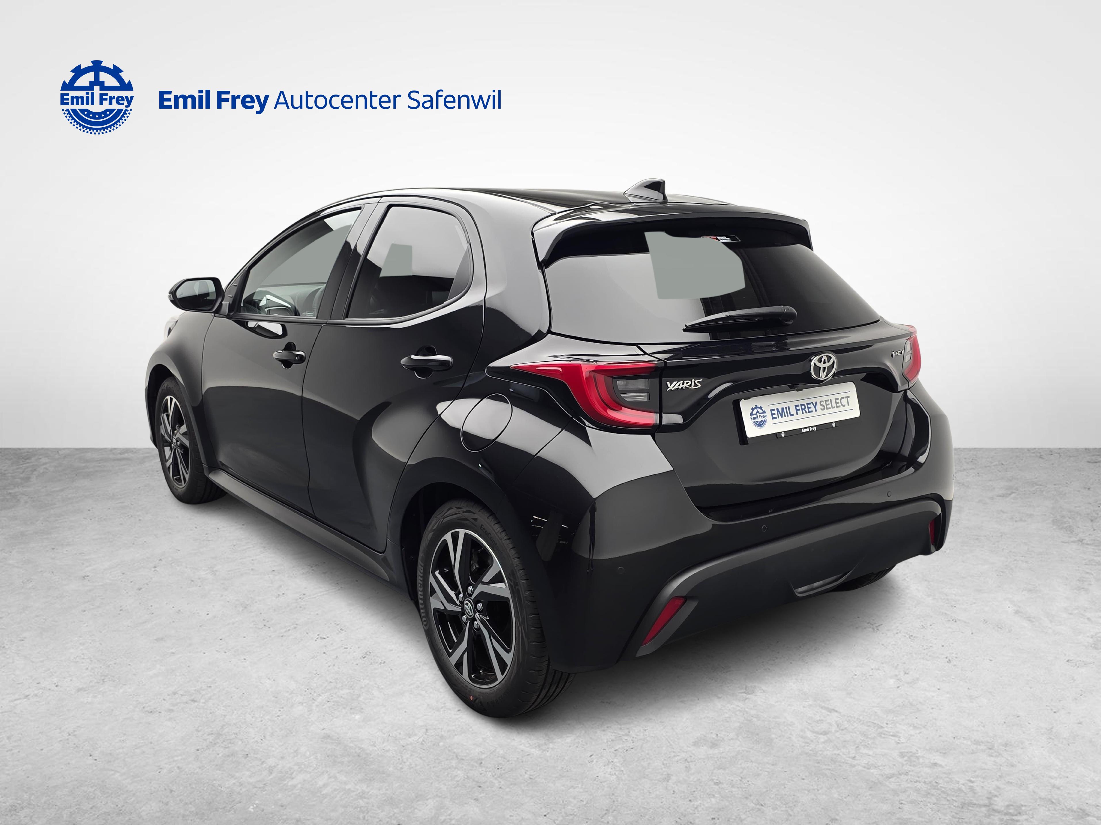 Toyota Yaris 1.5 VVT-i HSD Trend_3