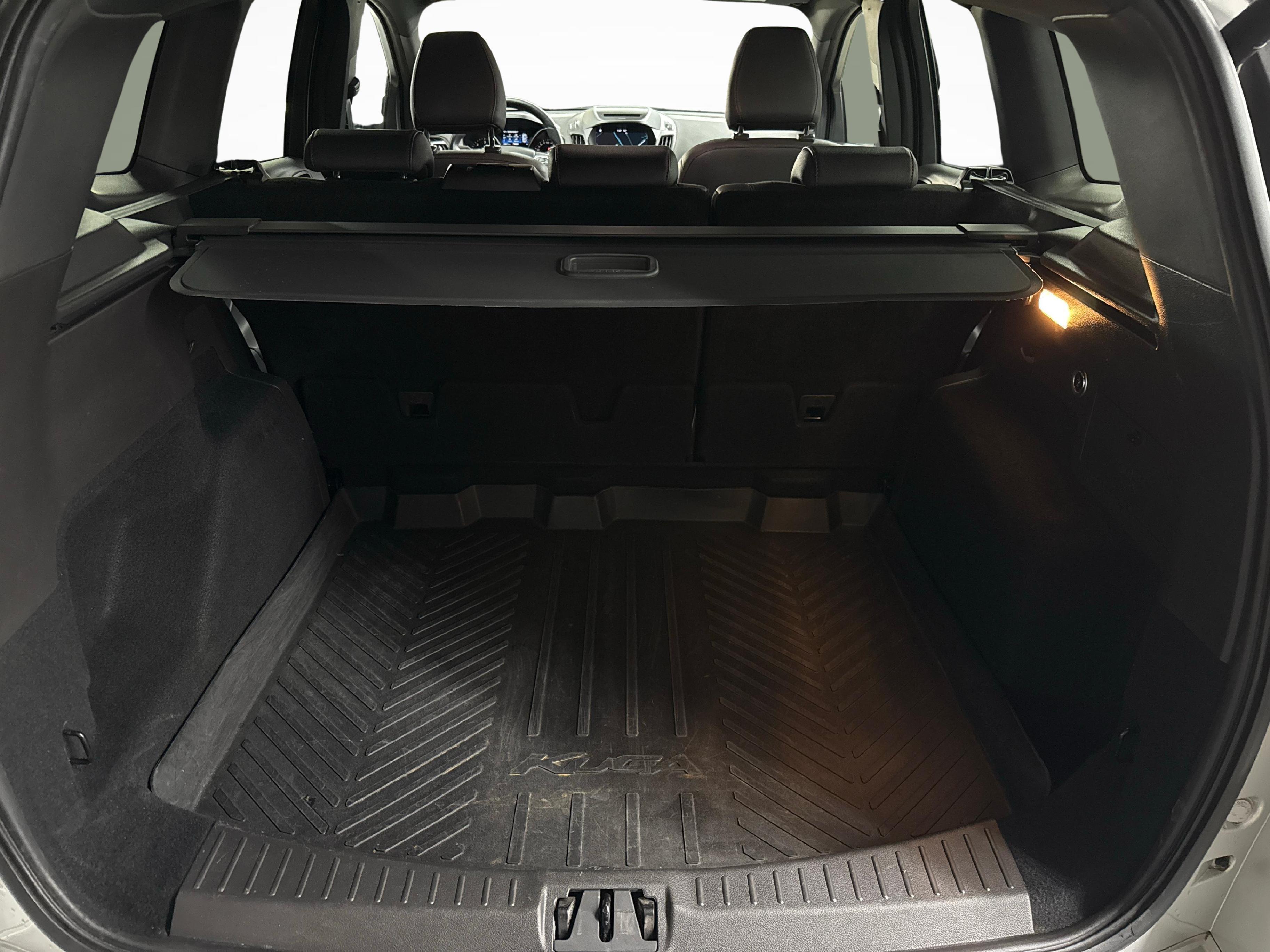 Ford Kuga 2.0 TDCi 150 ST-Line FPS_12
