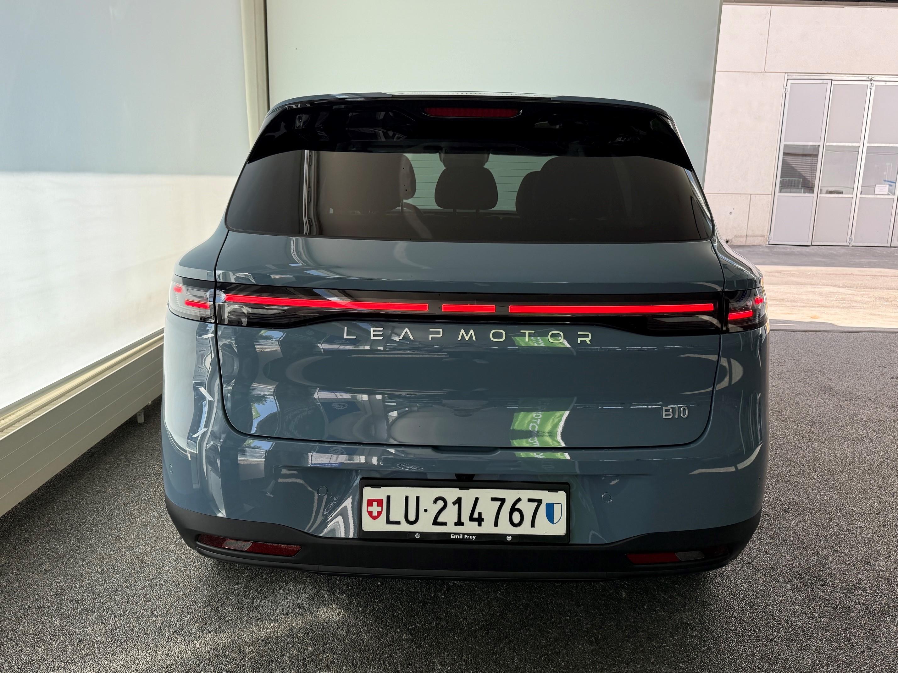 LEAPMOTOR B10 1.5 Hybrid EV_6