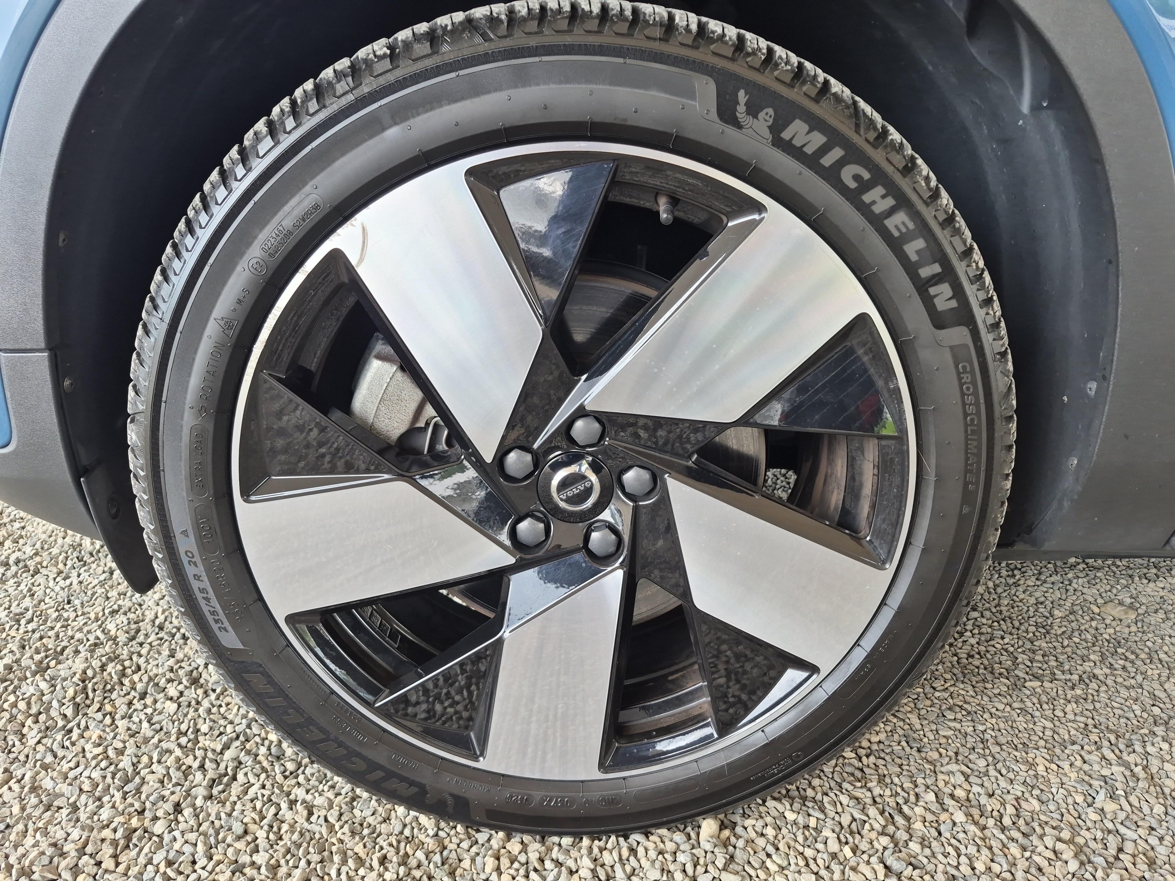 Volvo C40 P8 Twin Recharge AWD / ab 0,99% Leasing bei Abschluss einer Protect Autoversicherung_19