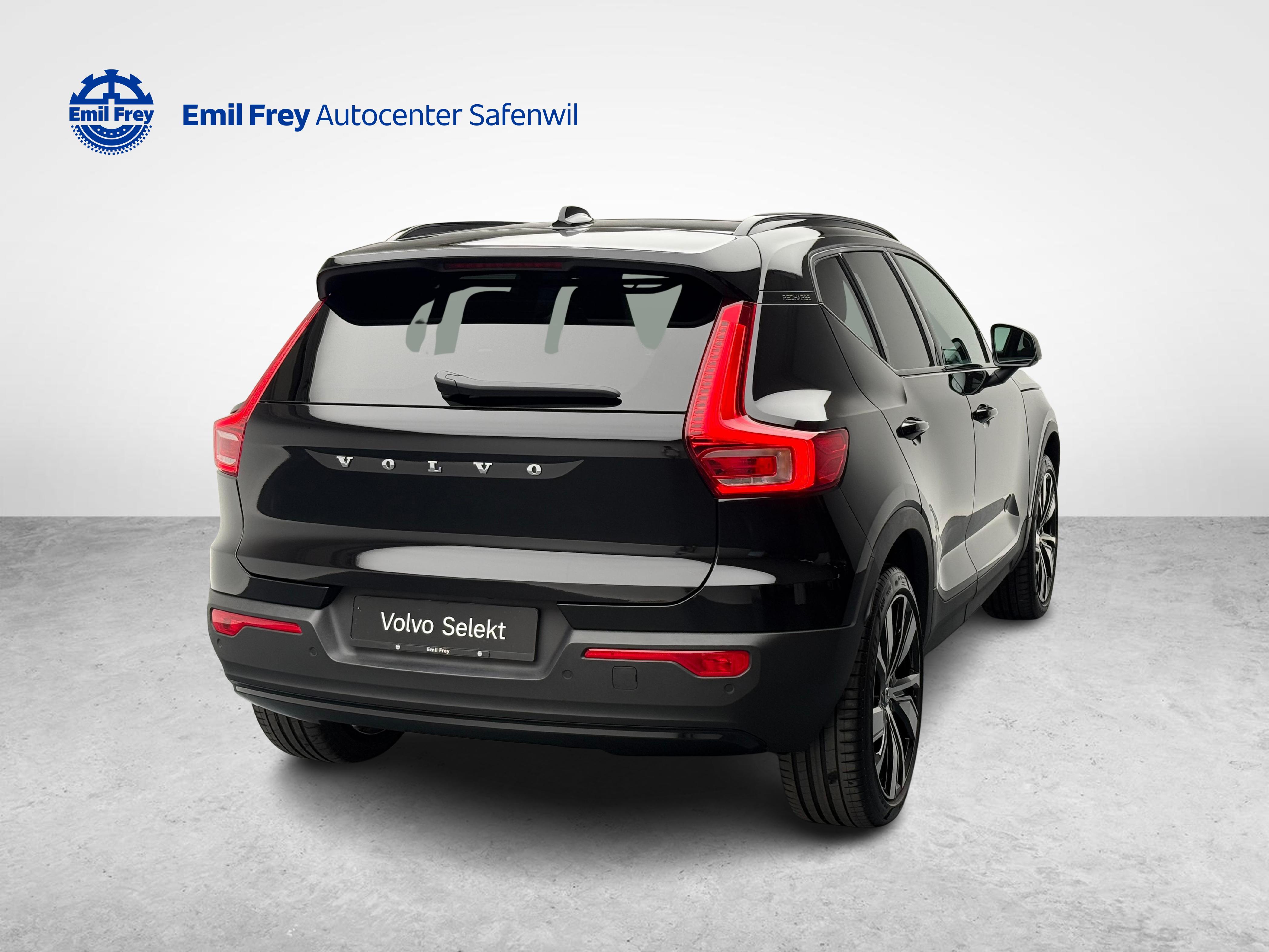 Volvo XC40 P8 Twin R-Design AWD_5