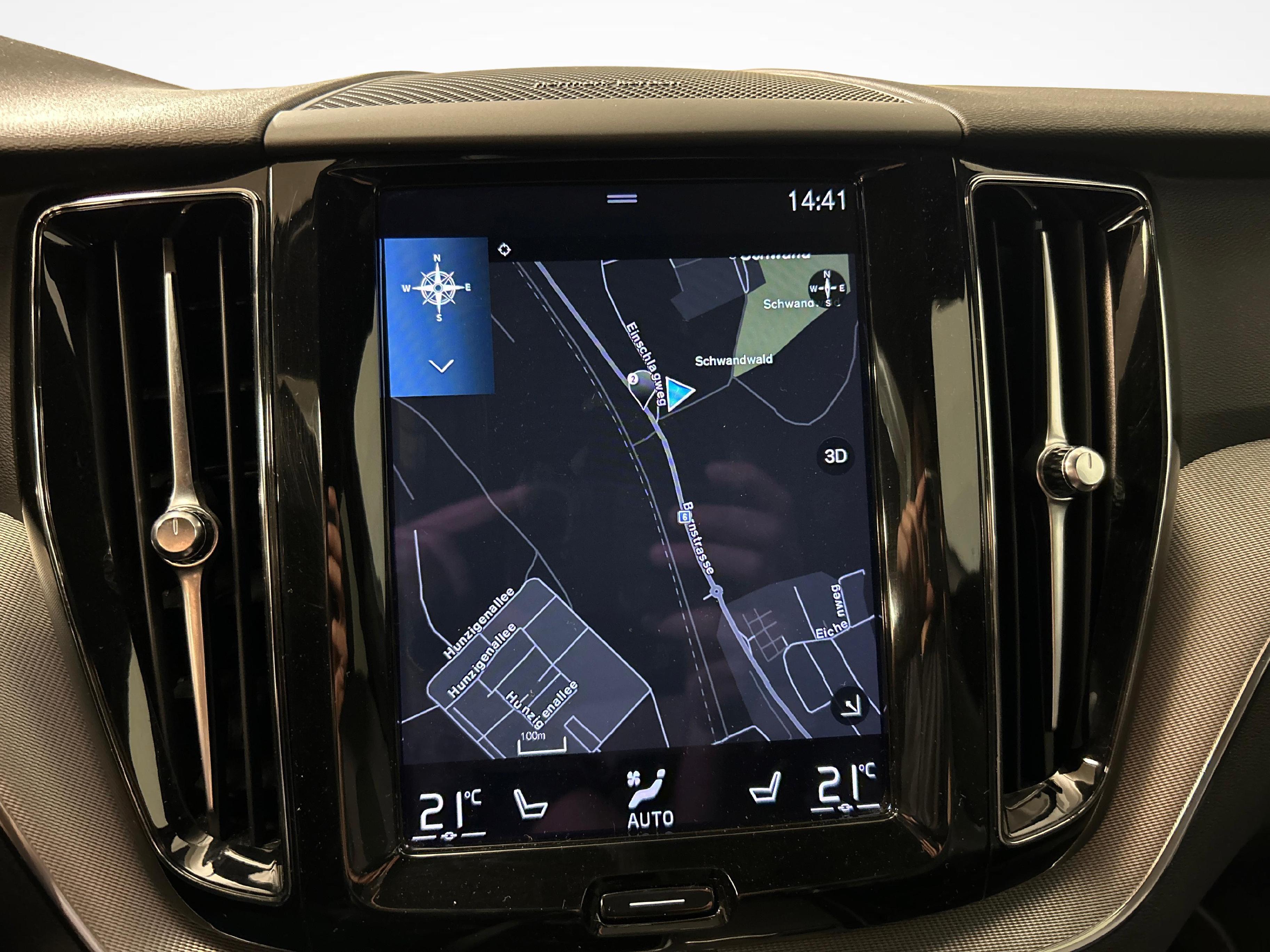 Volvo XC60 2.0 T8 TE R-Design eAWD_9