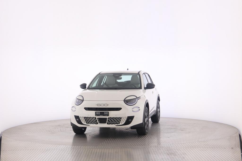 Fiat 600 1.2 Hybrid Icon Swiss Edition_17