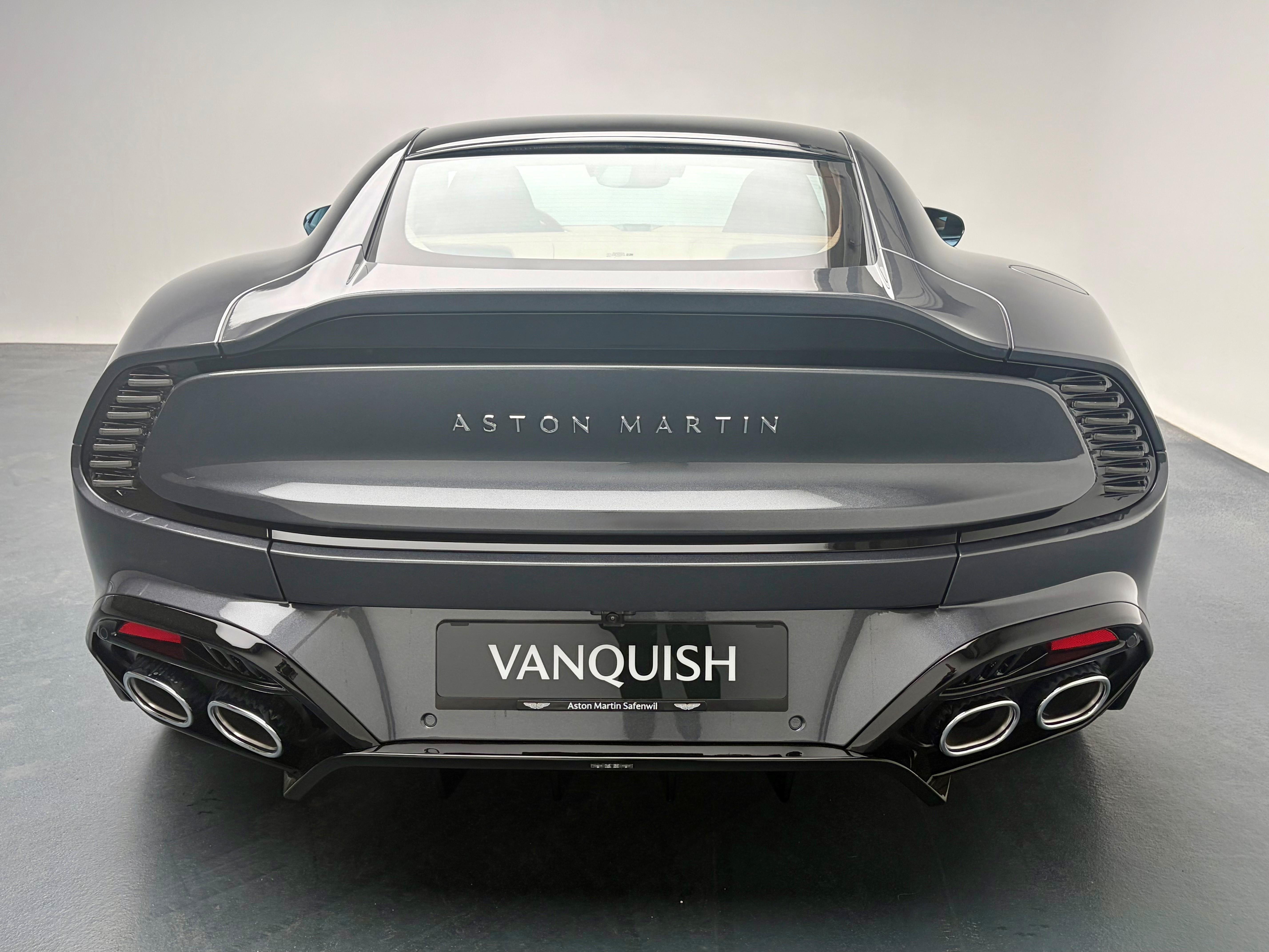 Aston Martin Vanquish 5.2 V12 Bi-Turbo_29