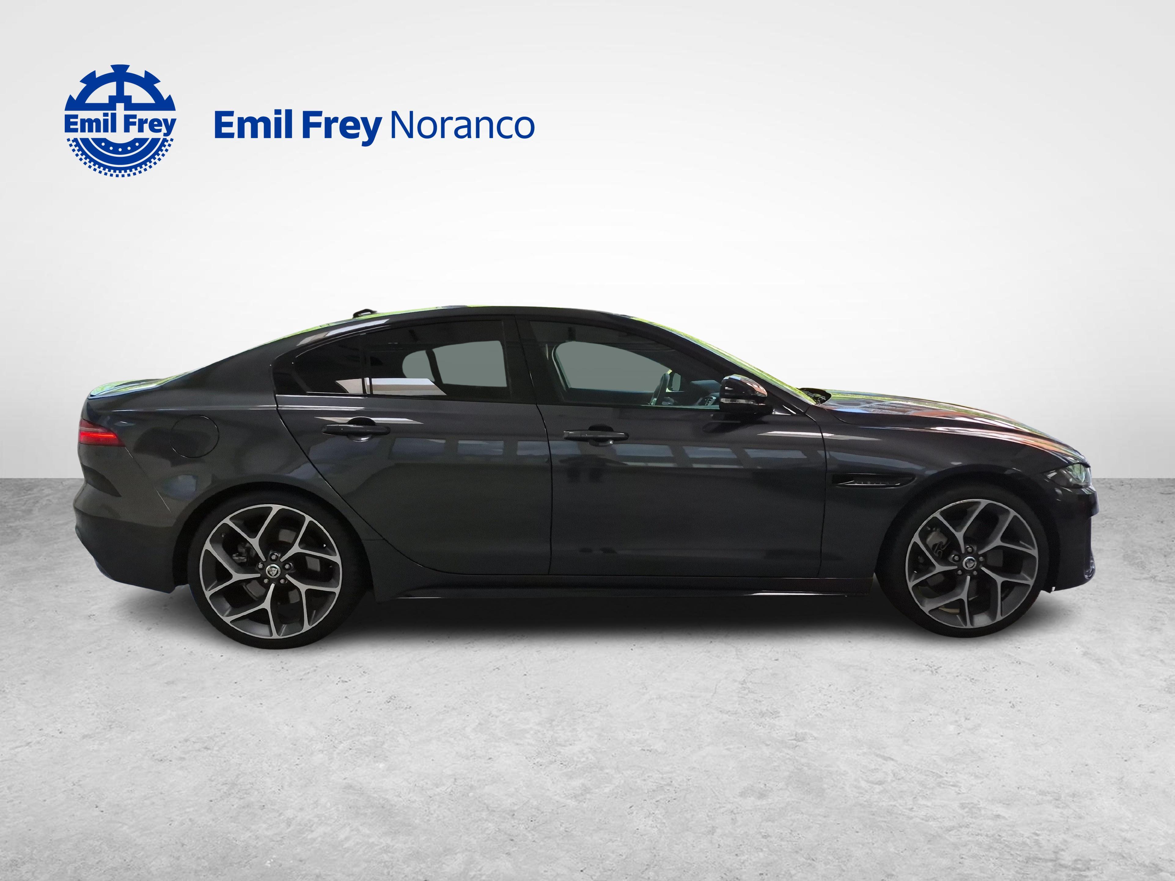 JAGUAR XE 2.0 T 300 Sport AWD - Gancio traino elettrico & Ruote invernali inclusi_6