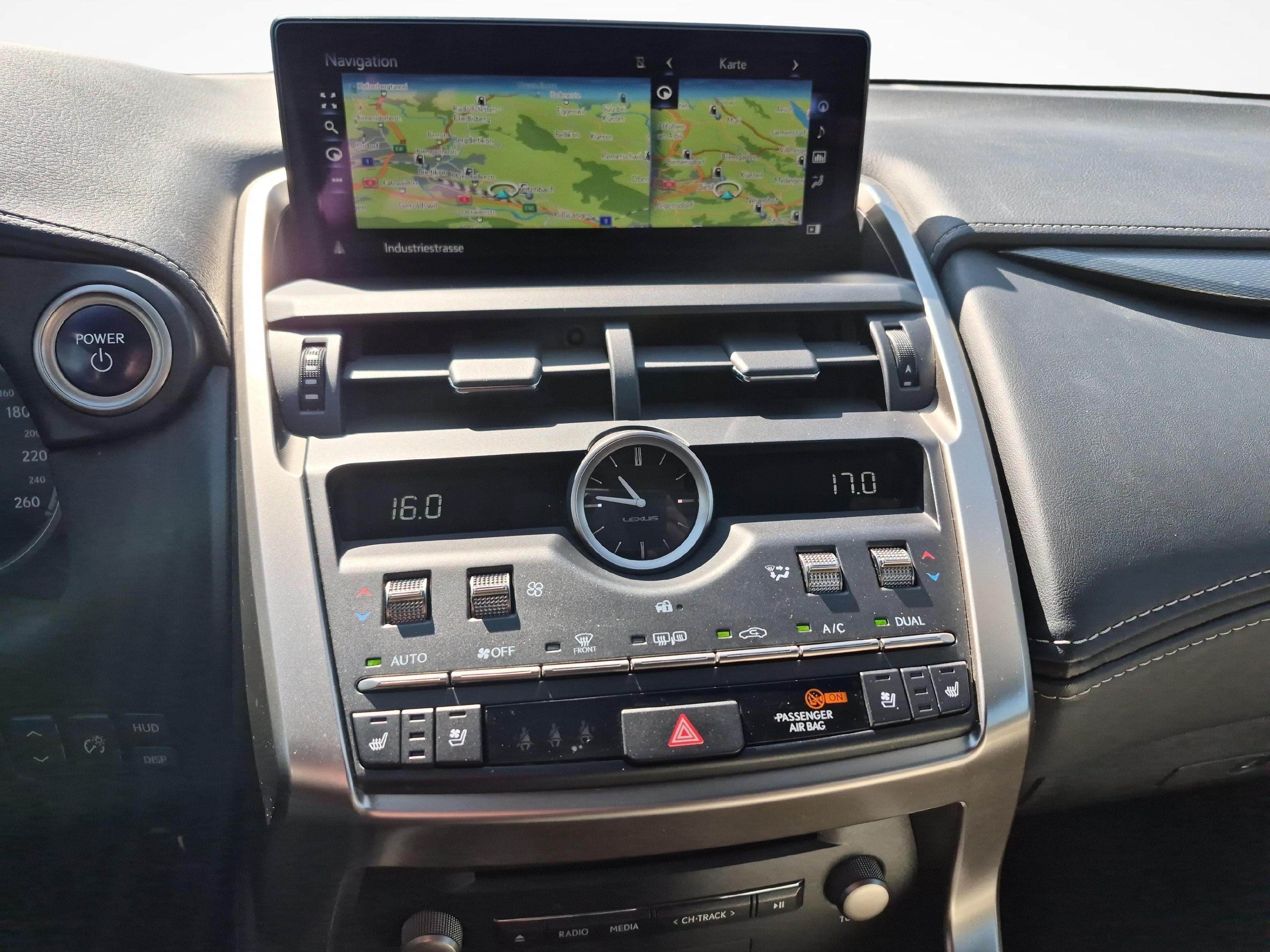 LEXUS NX 300h F-Sport / ab 3,99% Leasing bei Abschluss einer Protect Autoversicherung_15