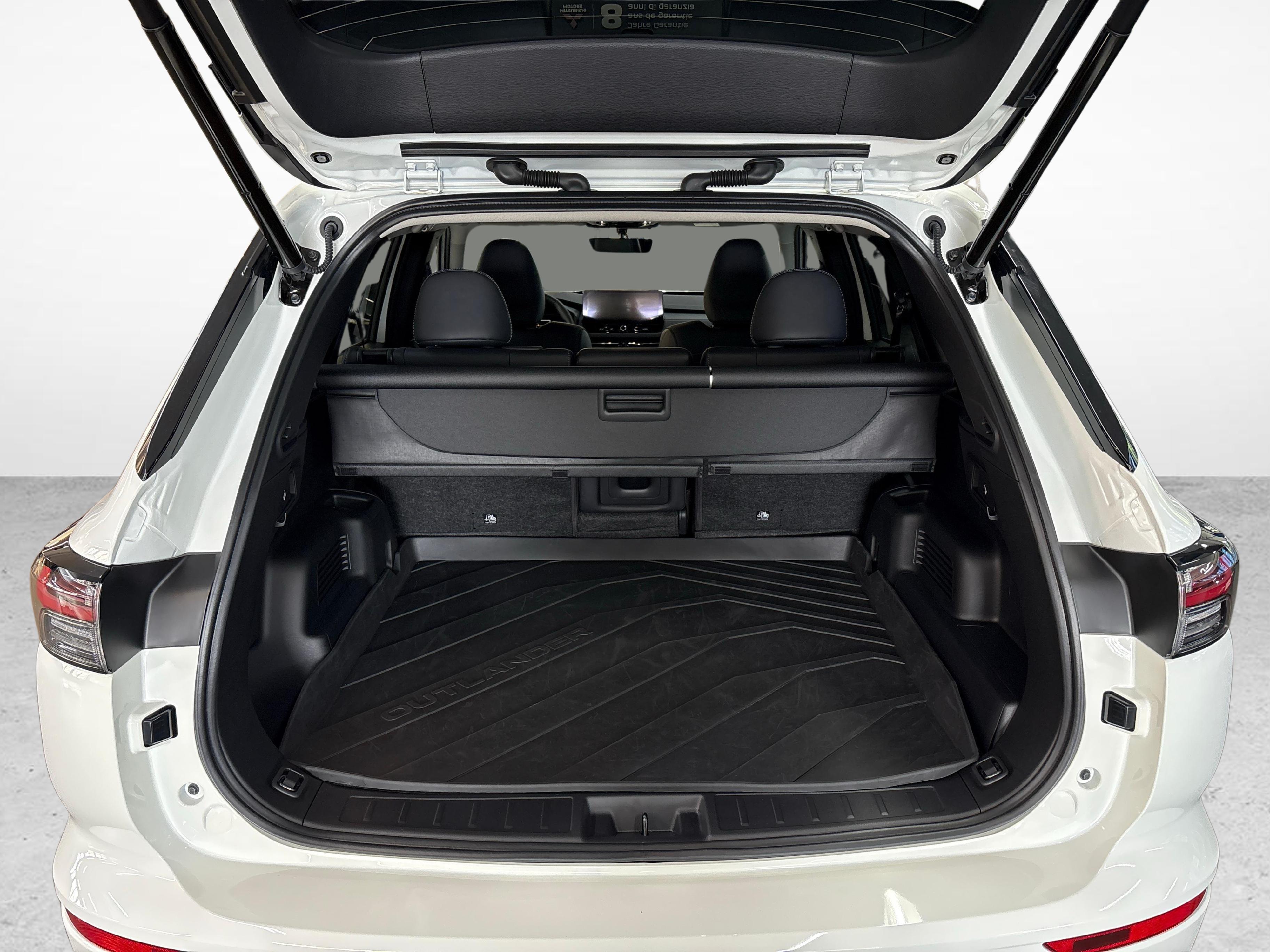 Mitsubishi Outlander 2.4 PHEV Intense 4x4_13