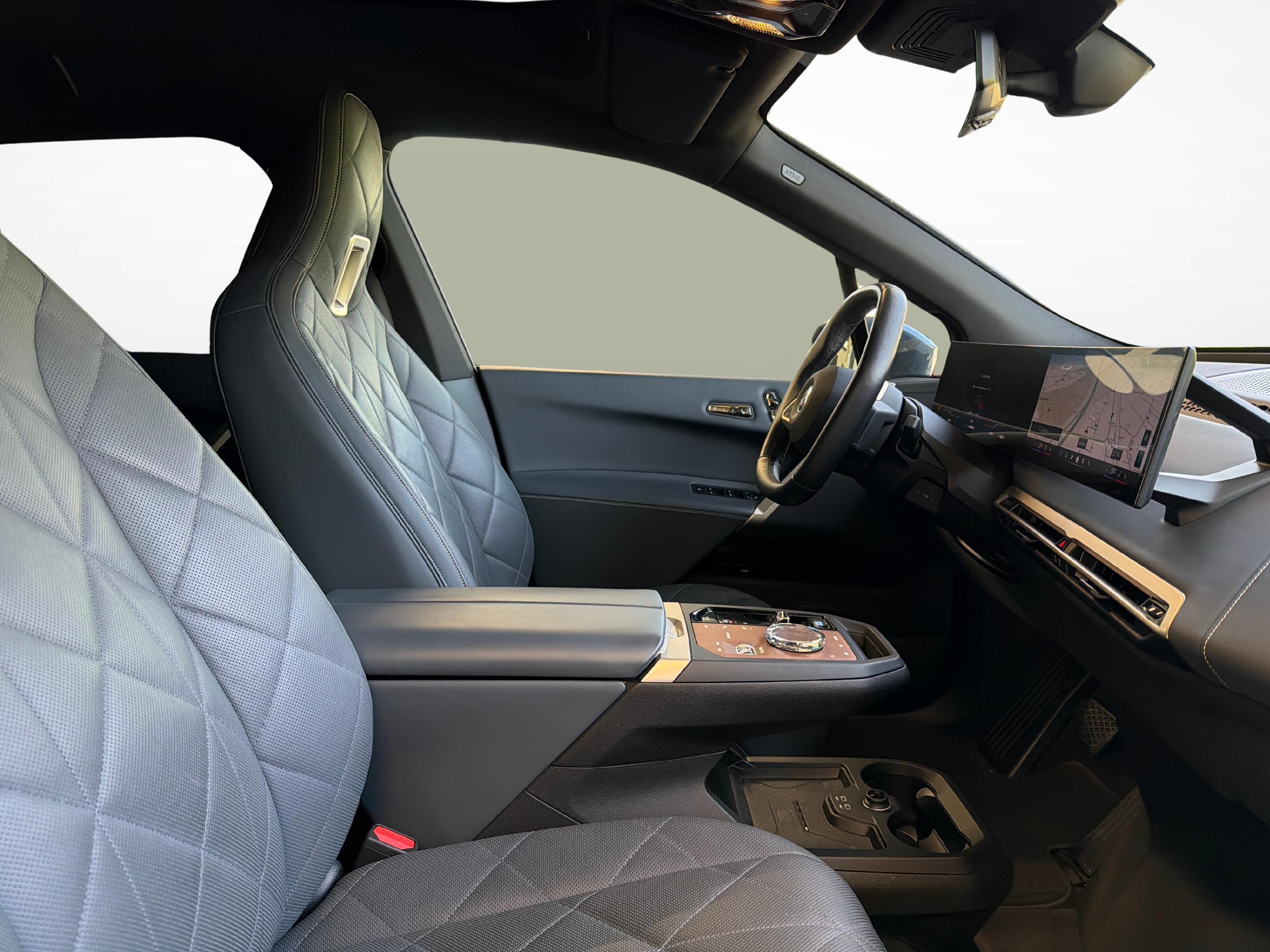 BMW iX M60_20