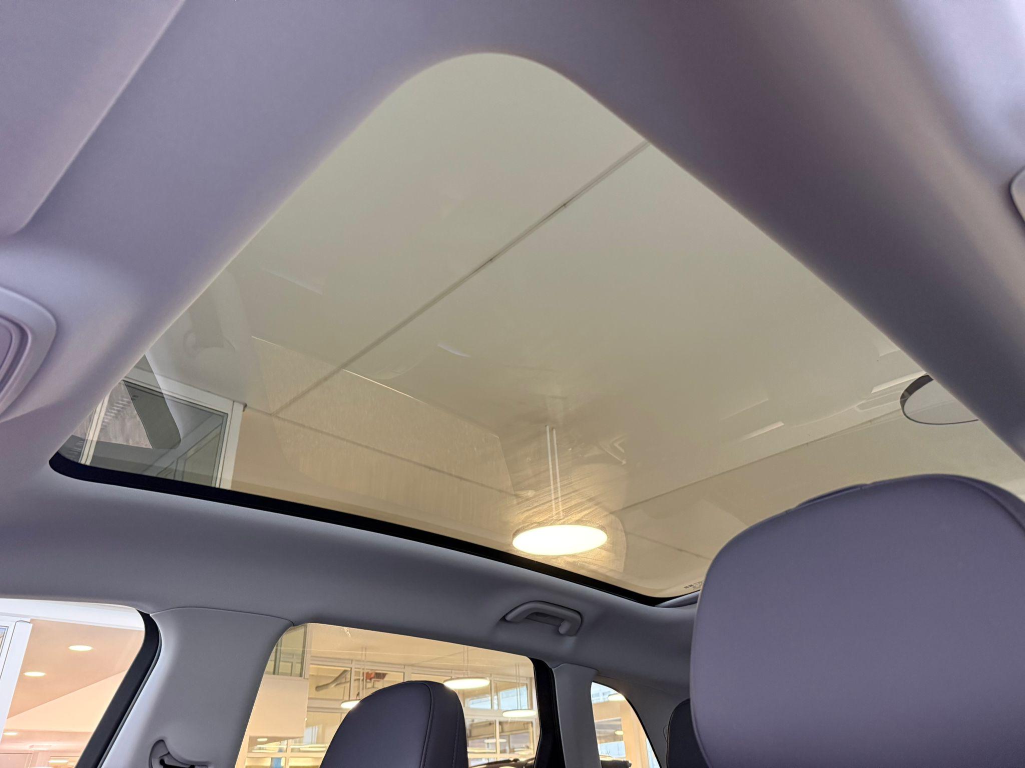 LEAPMOTOR C10 1.5 Hybrid EV  / LEAPMOTOR POP-UP STORE Kriens_13