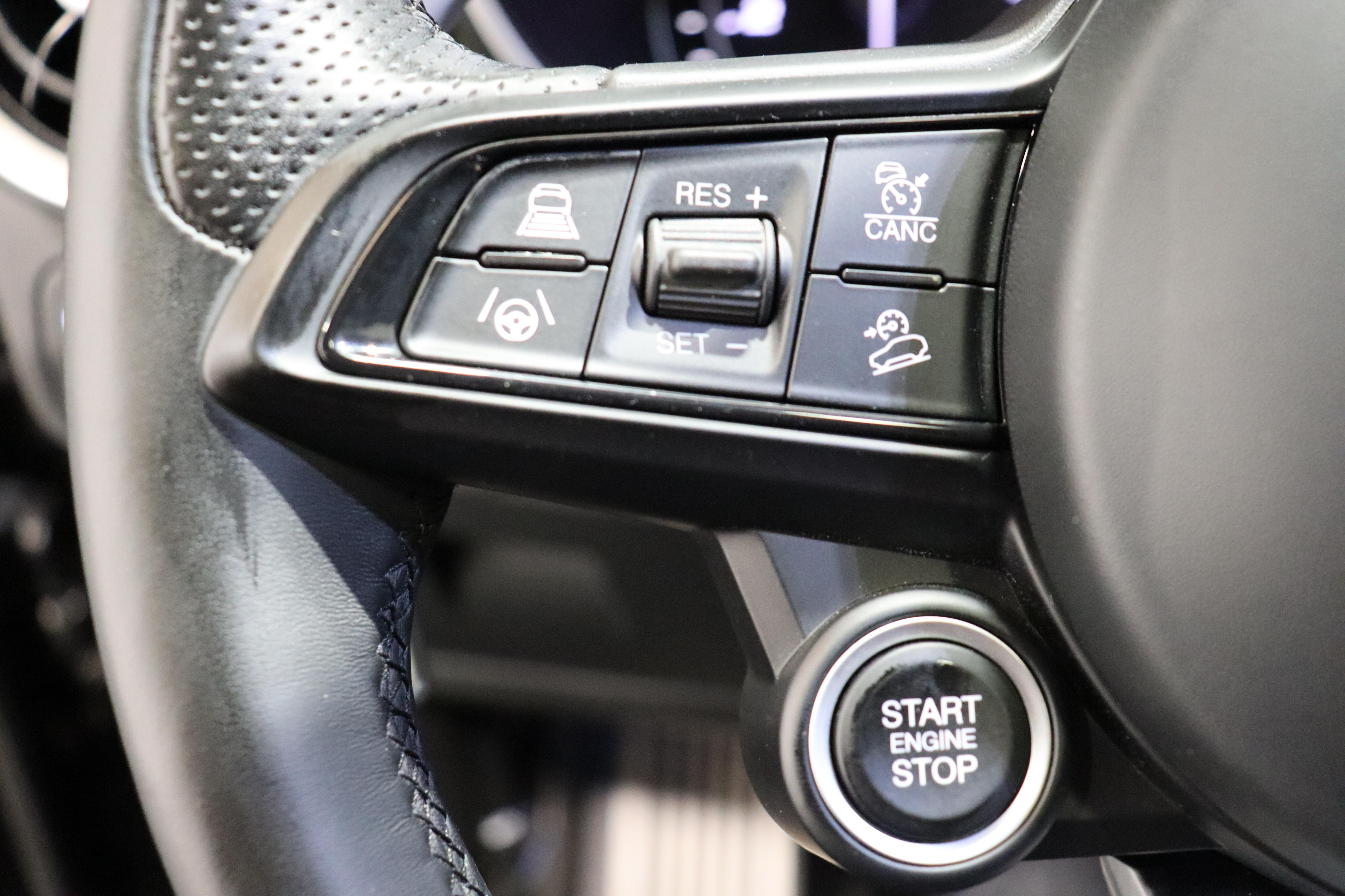 Alfa Romeo Stelvio 2.0 Q4 280 Veloce_17