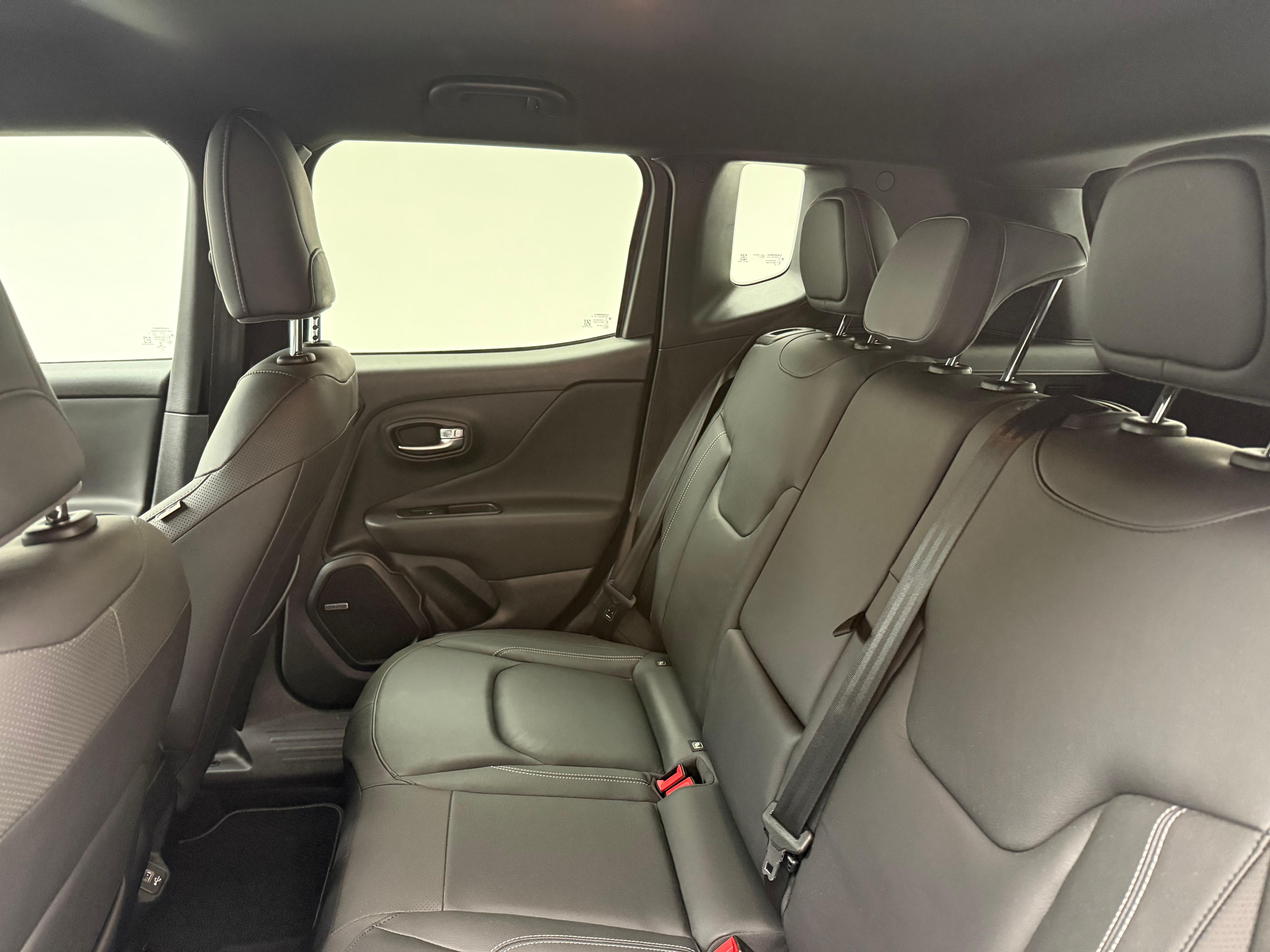 JEEP Renegade 1.3 Turbo 80th Anniversary_10
