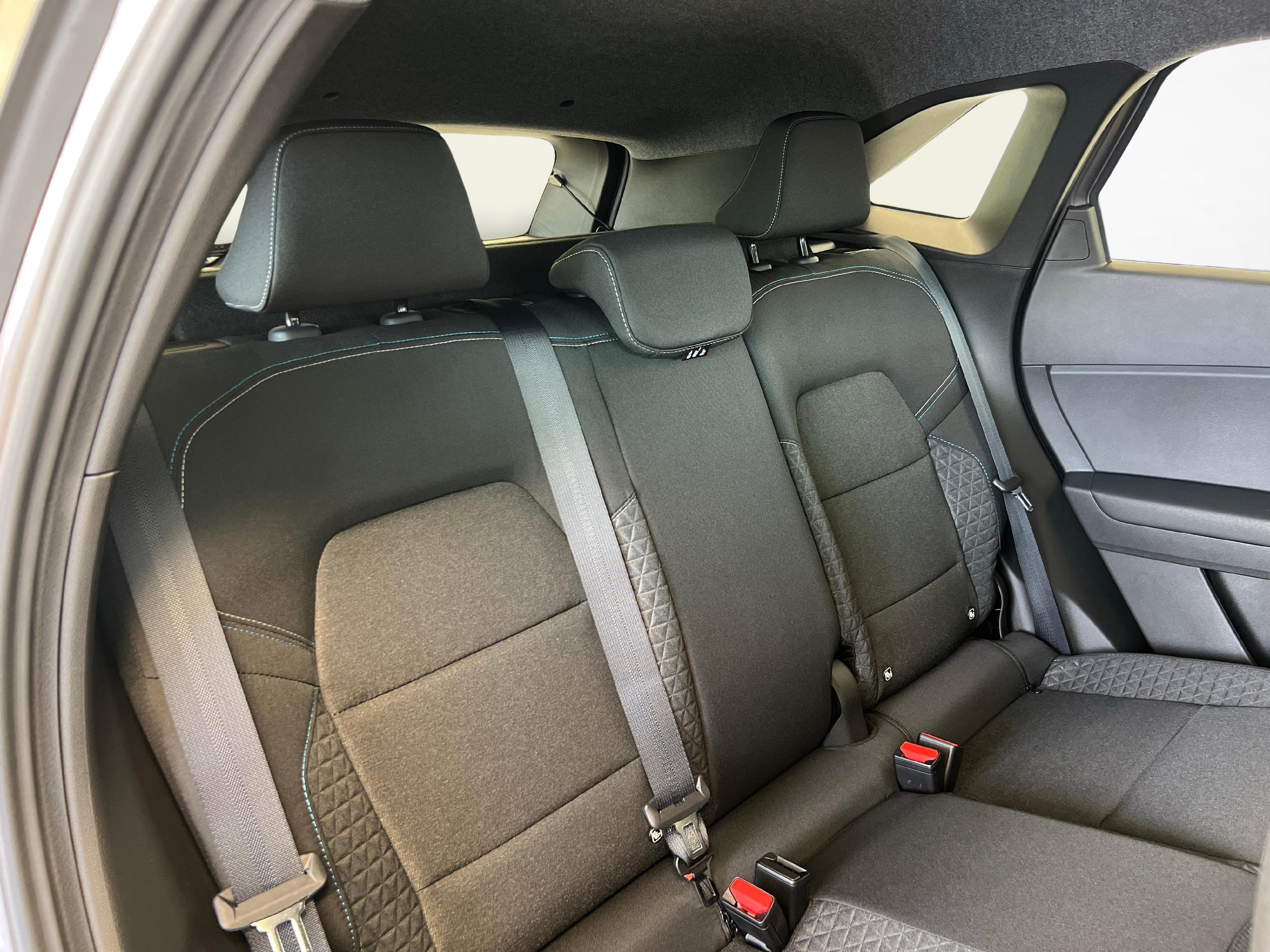 Mitsubishi Grandis 1.8 HEV Invite+_11