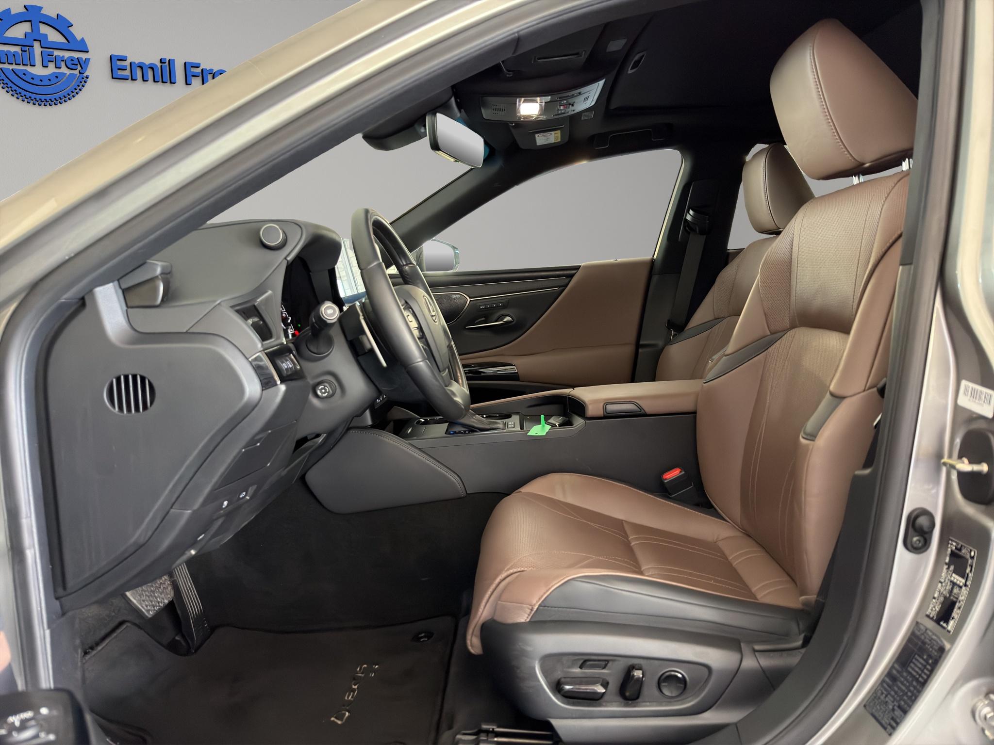 LEXUS ES 300h Excellence_2