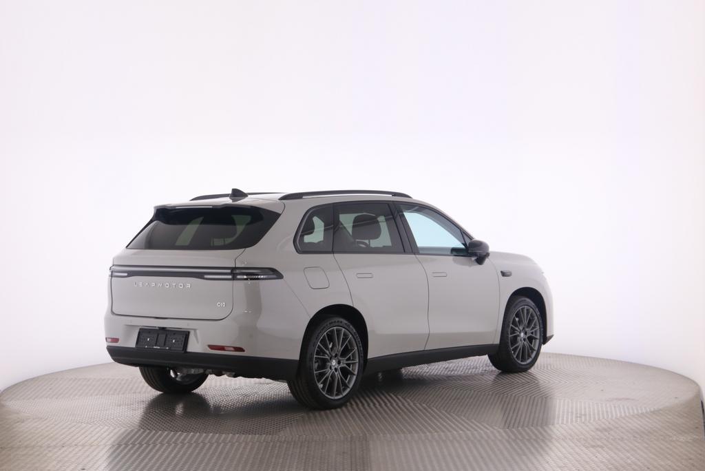 LEAPMOTOR 1.5 Hybrid EV_6