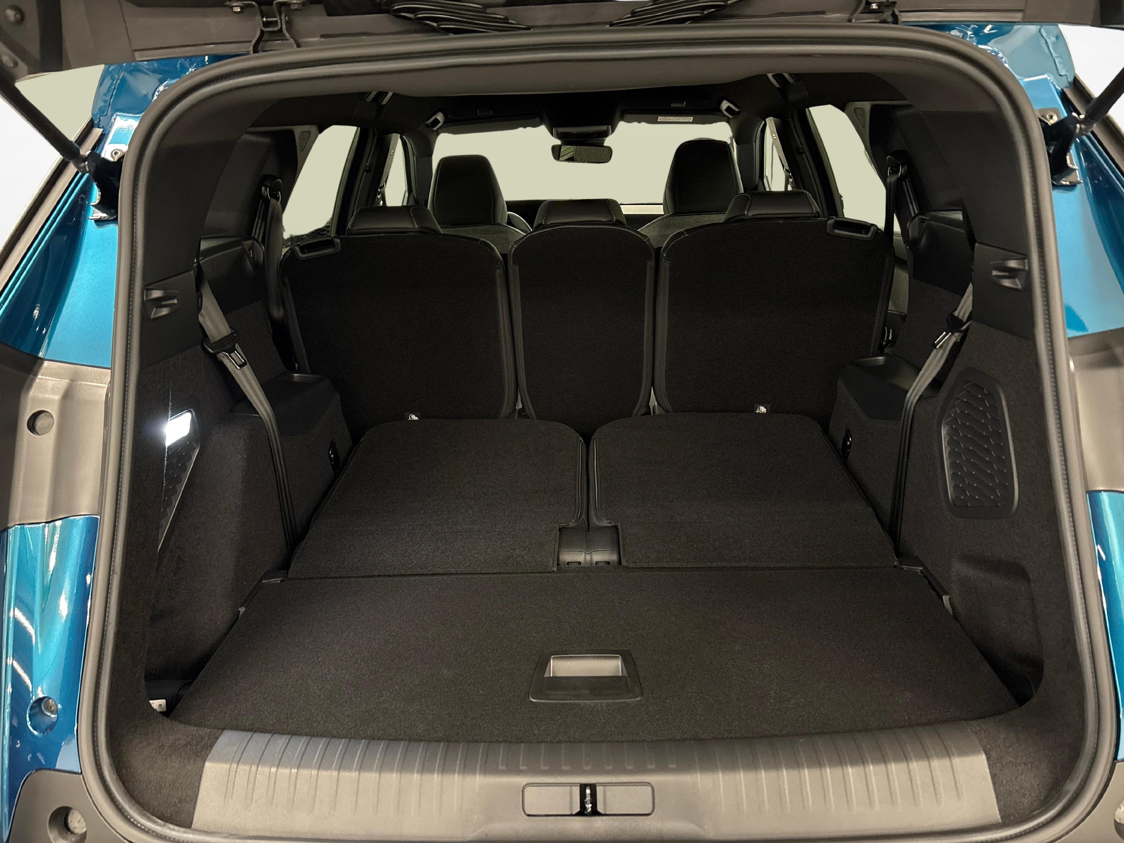 Peugeot 5008 1.2 Hybrid Allure Premium_5